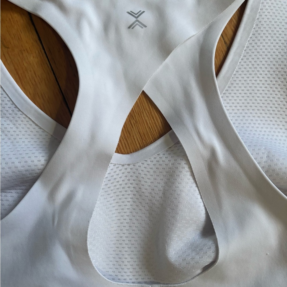 Xersion Women’s Sports Bra NWT - Picture 4 of 4